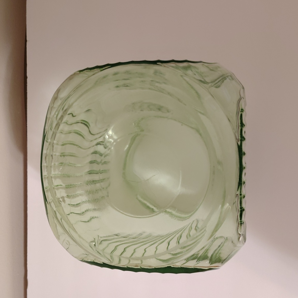 Vaseline Uranium Canister Jar - Picture 6 of 8